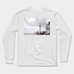 Seagulls riding the updraft - Sheringham, Norfolk, UK Long Sleeve T-Shirt